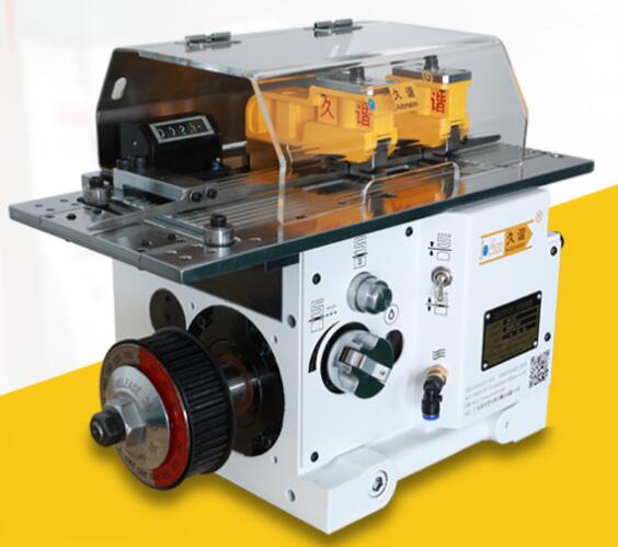 午夜福利大片的卷料钢带材料打滑的原因有哪些？