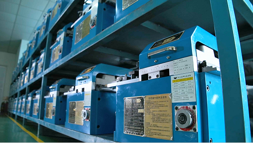 冲床午夜福利大片的工作流程是怎样的？